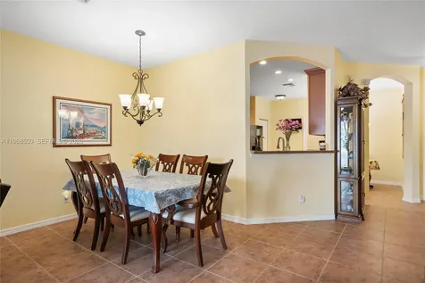 4870 Bonsai Circle Palm Beach Gardens FL 33418