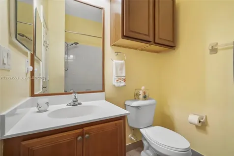 4870 Bonsai Circle Palm Beach Gardens FL 33418