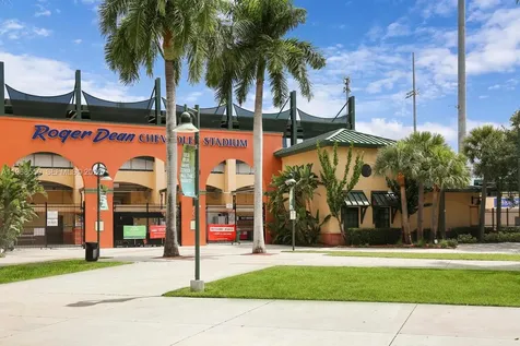4870 Bonsai Circle Palm Beach Gardens FL 33418