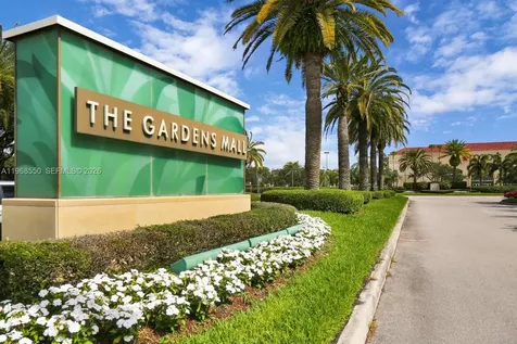 4870 Bonsai Circle Palm Beach Gardens FL 33418