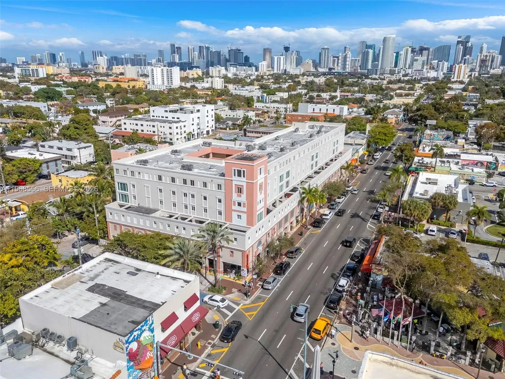 1475 SW 8th Street Miami FL 33135