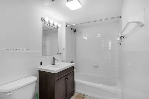 1475 SW 8th Street Miami FL 33135