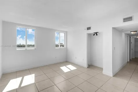 1475 SW 8th Street Miami FL 33135