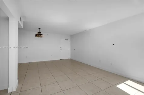 1475 SW 8th Street Miami FL 33135