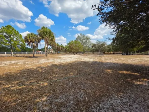 555 S Lindero Street Clewiston FL 33440