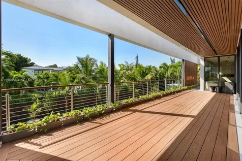 6450 SW 82nd Street Miami FL 33143