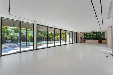 6450 SW 82nd Street Miami FL 33143