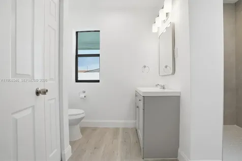 4237 SW 7th Street Miami FL 33134