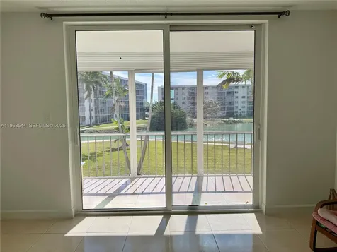 2855 Leonard Drive Aventura FL 33160