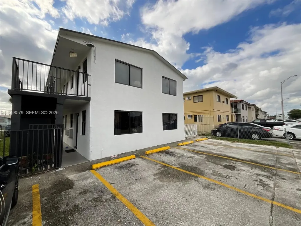 110 W 26th Street Hialeah FL 33010