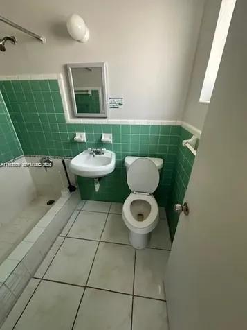 110 W 26th Street Hialeah FL 33010