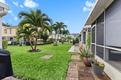 307 Waterside Drive Hypoluxo FL 33462