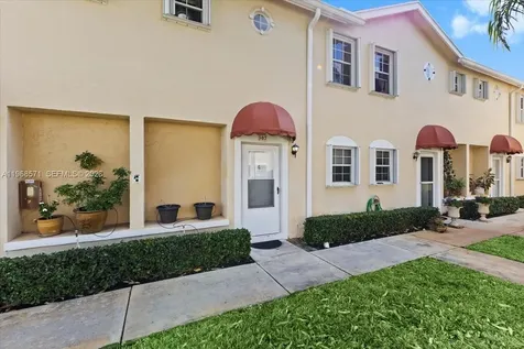 307 Waterside Drive Hypoluxo FL 33462