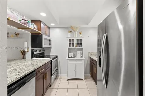 307 Waterside Drive Hypoluxo FL 33462