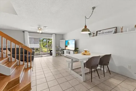 307 Waterside Drive Hypoluxo FL 33462