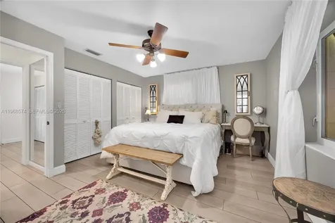 18525 SW 90th Court Cutler Bay FL 33157