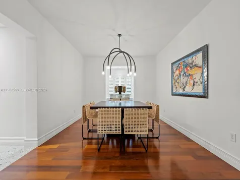7218 SW 54th Court Miami FL 33143