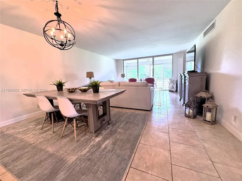901 W Cypress Lane Pompano Beach FL 33069