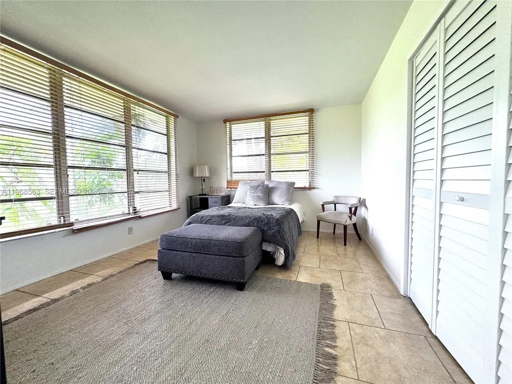 901 W Cypress Lane Pompano Beach FL 33069