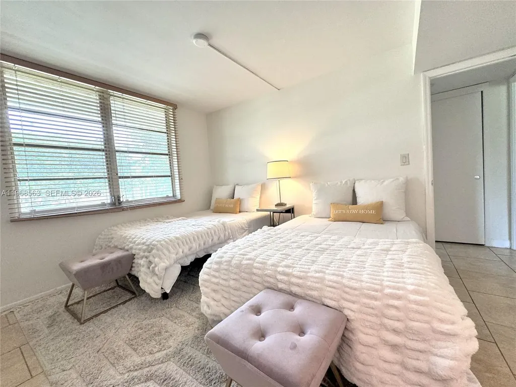 901 W Cypress Lane Pompano Beach FL 33069