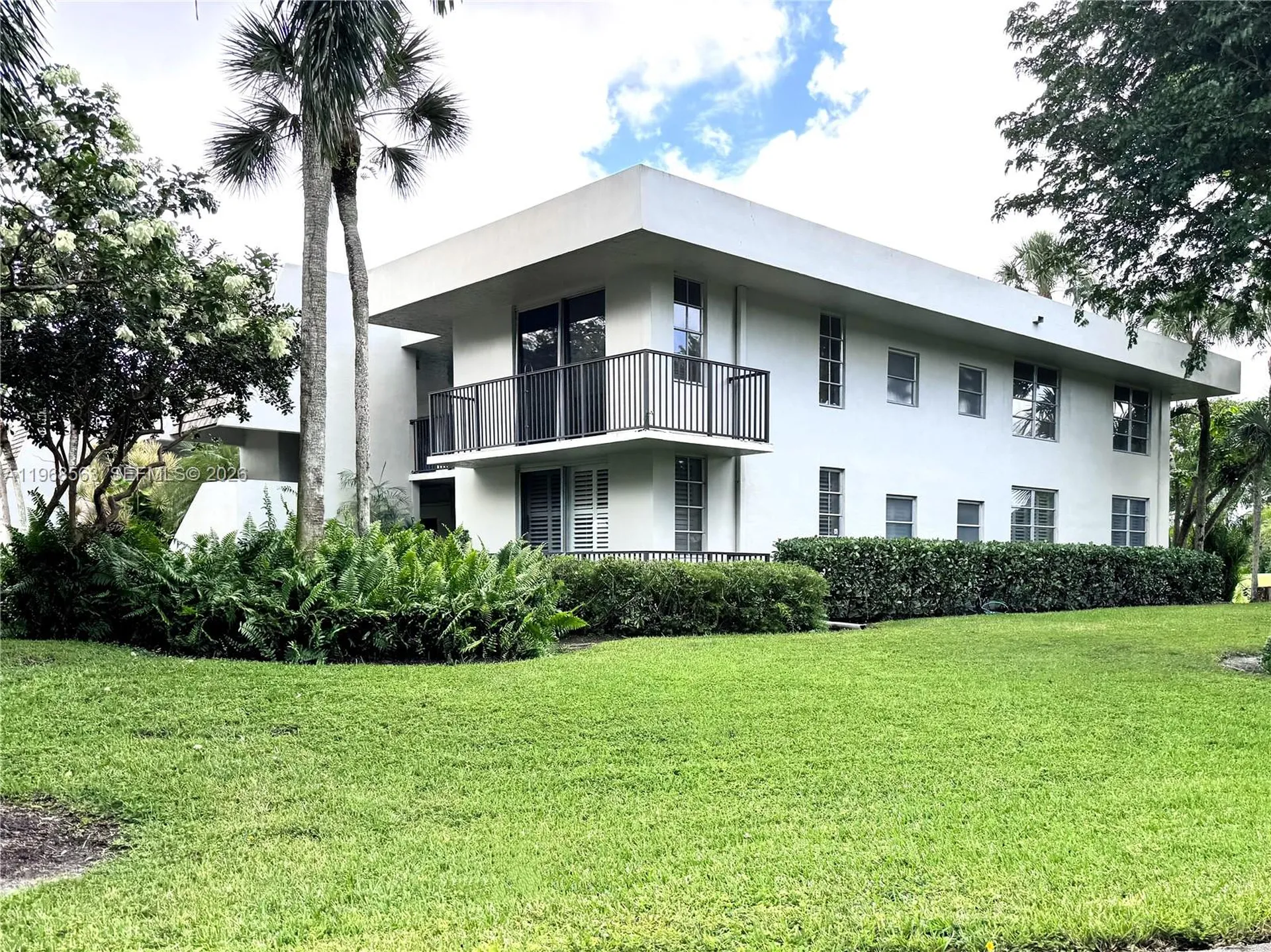 901 W Cypress Lane Pompano Beach FL 33069