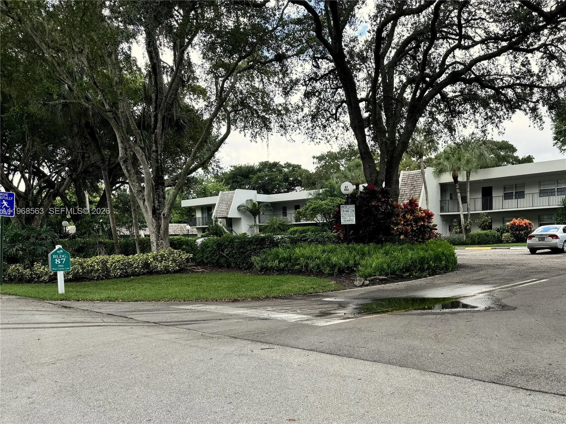 901 W Cypress Lane Pompano Beach FL 33069