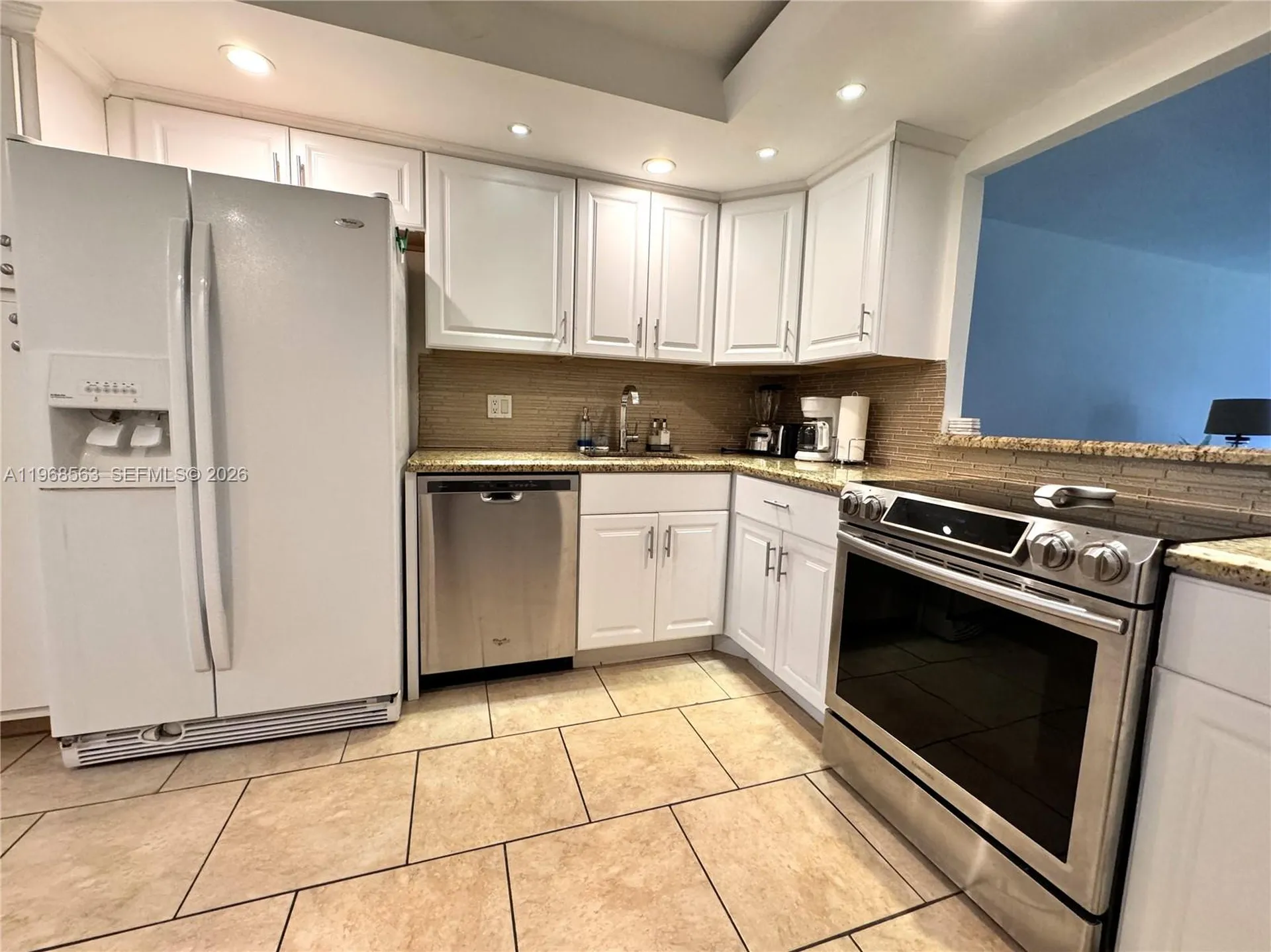 901 W Cypress Lane Pompano Beach FL 33069