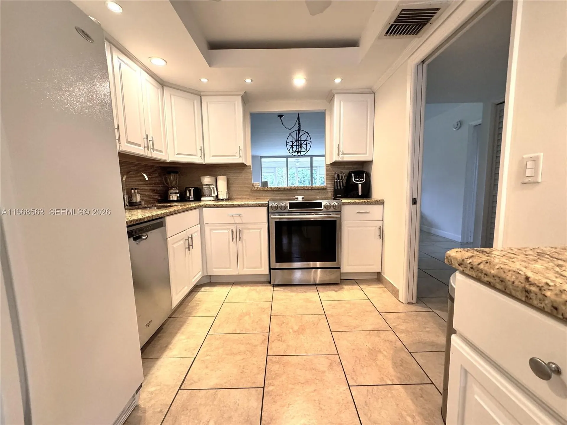 901 W Cypress Lane Pompano Beach FL 33069