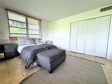 901 W Cypress Lane Pompano Beach FL 33069