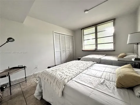 901 W Cypress Lane Pompano Beach FL 33069