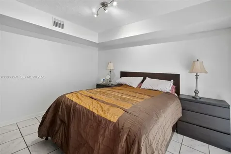 1171 SW 118th Terrace Davie FL 33325