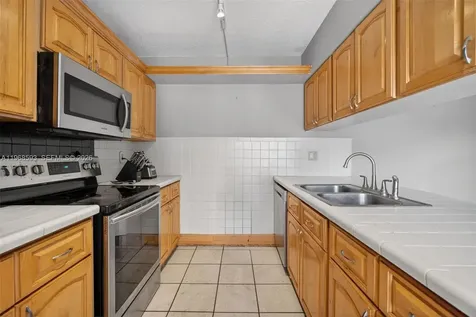 1171 SW 118th Terrace Davie FL 33325