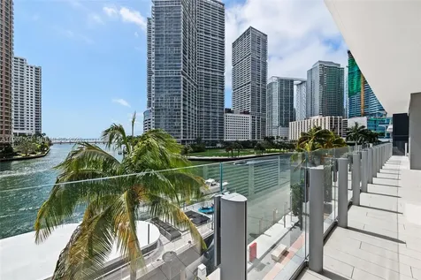 300 Biscayne Boulevard Way Miami FL 33131