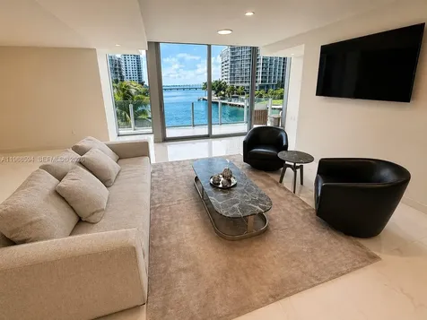 300 Biscayne Boulevard Way Miami FL 33131