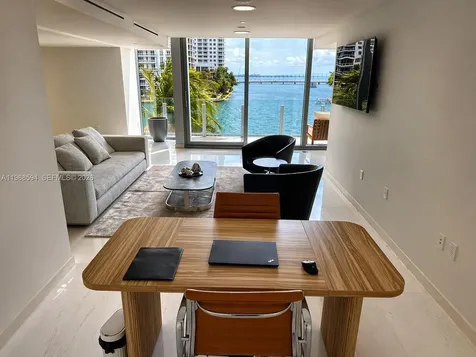 300 Biscayne Boulevard Way Miami FL 33131