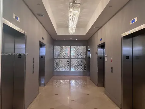 100 Lincoln Road Miami Beach FL 33139