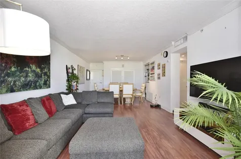 401 69 Street Miami Beach FL 33141