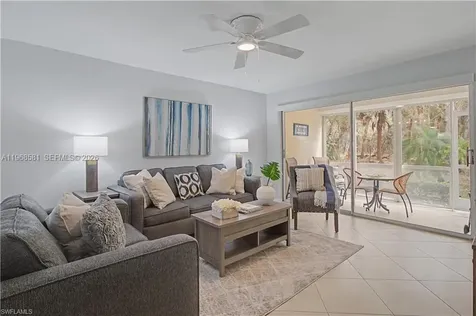 741 Landover Circle Naples FL 34104