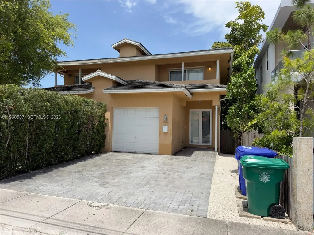 2780 SW 33 Avenue Miami FL 33133