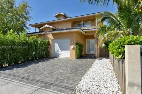 2780 SW 33 Avenue Miami FL 33133