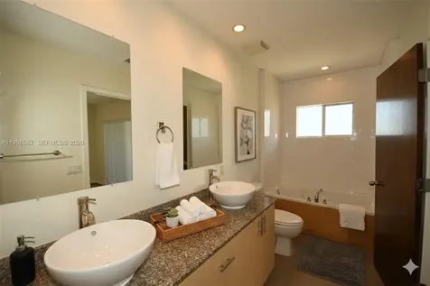 2780 SW 33 Avenue Miami FL 33133
