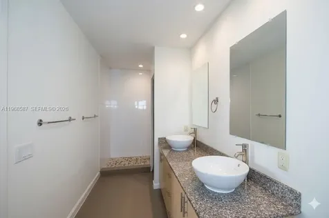 2780 SW 33 Avenue Miami FL 33133