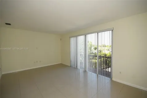 2780 SW 33 Avenue Miami FL 33133