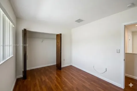 2780 SW 33 Avenue Miami FL 33133