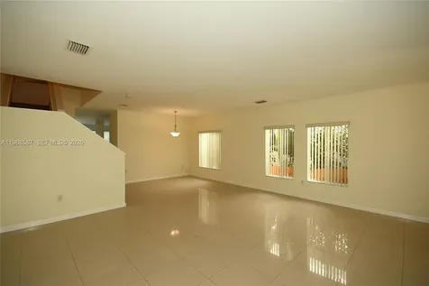 2780 SW 33 Avenue Miami FL 33133