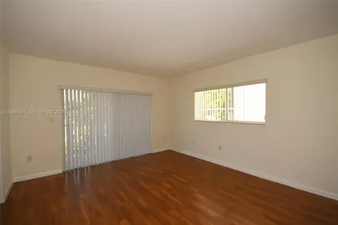 2780 SW 33 Avenue Miami FL 33133
