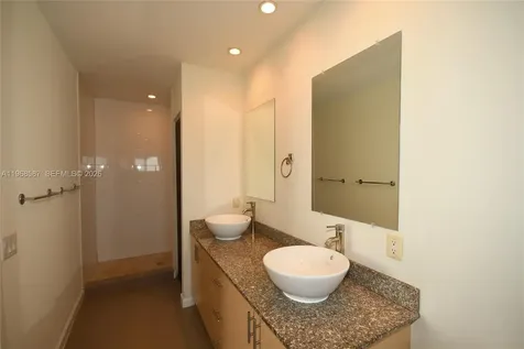 2780 SW 33 Avenue Miami FL 33133