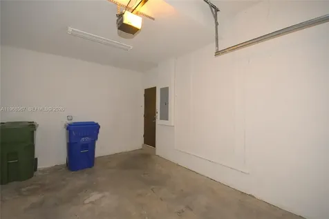 2780 SW 33 Avenue Miami FL 33133