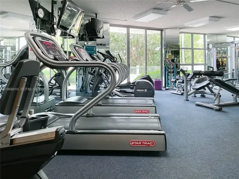 3400 NE 192nd Street Aventura FL 33180