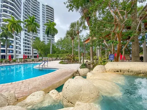 3400 NE 192nd Street Aventura FL 33180
